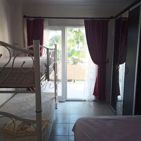 Seaview 1 Apartman Gulluk